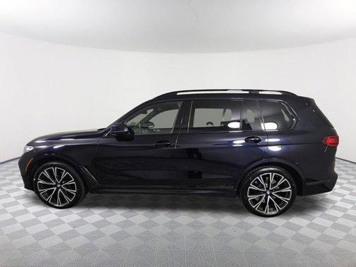 2021 BMW X7 M50i