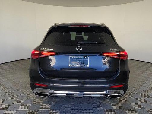 2025 Mercedes-Benz GLC 300 4MATIC