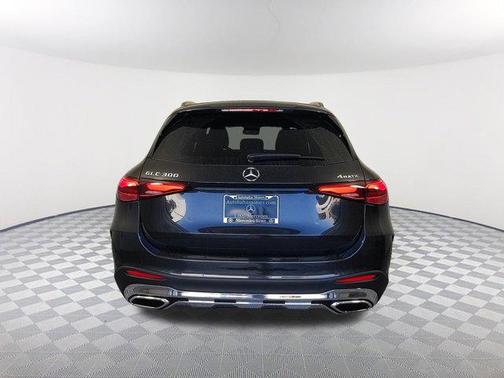 2025 Mercedes-Benz GLC 300 4MATIC