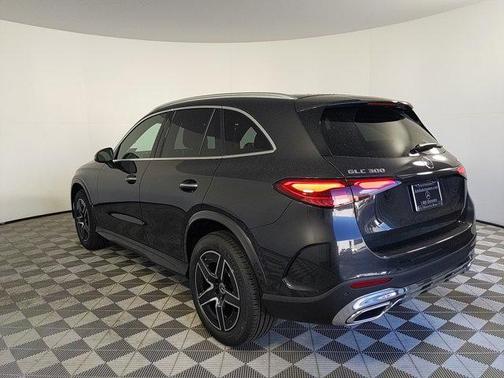 2025 Mercedes-Benz GLC 300 4MATIC