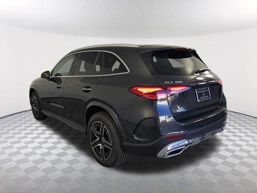 2025 Mercedes-Benz GLC 300 4MATIC