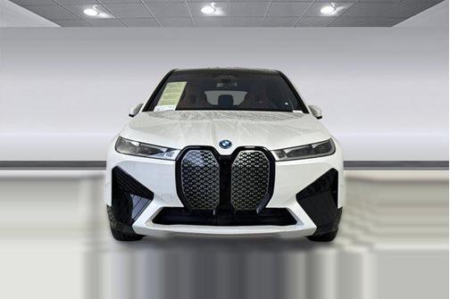 2025 BMW iX M60