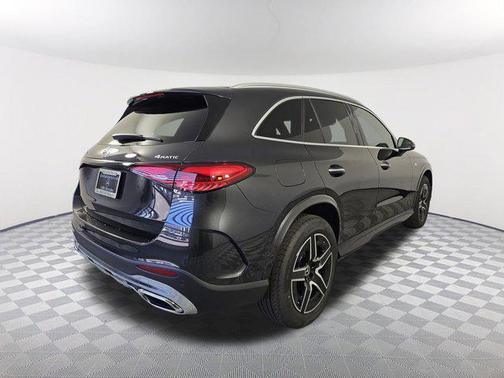 2025 Mercedes-Benz GLC 350e Base