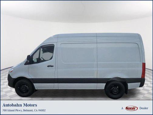 2025 Mercedes-Benz Sprinter 2500 Standard Roof