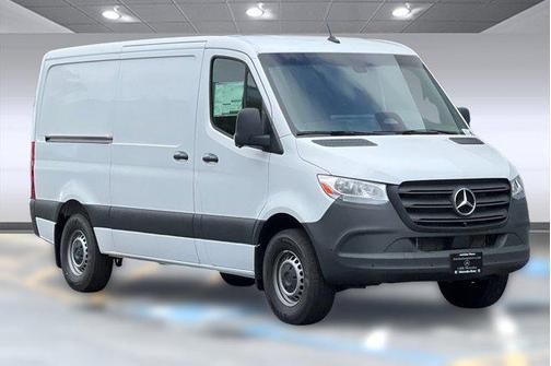 2025 Mercedes-Benz Sprinter 2500 Standard Roof