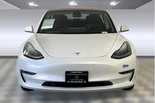 2019 Tesla Model 3 Mid Range
