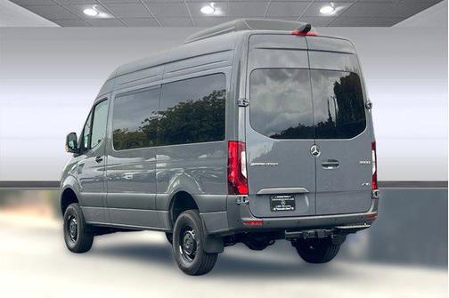 2026 Mercedes-Benz Sprinter 2500 Standard Roof