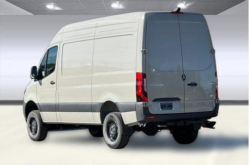 2025 Mercedes-Benz Sprinter 2500 Standard Roof