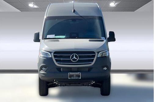2025 Mercedes-Benz Sprinter 2500 Standard Roof