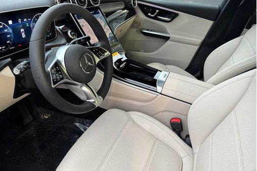 2026 Mercedes-Benz GLC 300 4MATIC