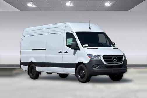 Arctic White 2026 Mercedes-Benz Sprinter 2500 High Roof