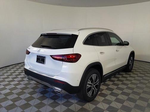 2025 Mercedes-Benz GLA 250 Base