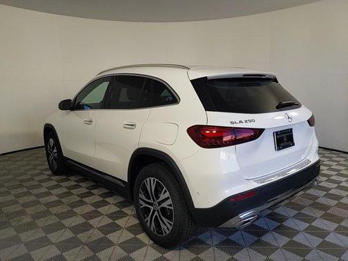 2025 Mercedes-Benz GLA 250 Base