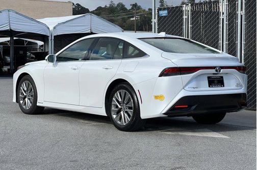 2022 Toyota Mirai Base