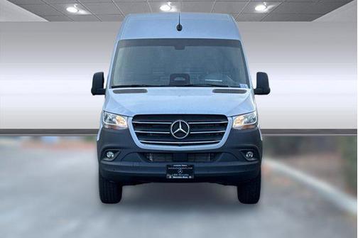 2025 Mercedes-Benz Sprinter 2500 High Roof