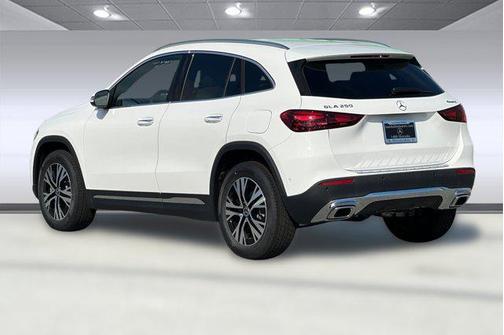 2025 Mercedes-Benz GLA 250 4MATIC