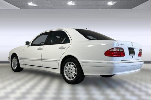 2000 Mercedes-Benz E-Class 4dr Sdn 3.2L