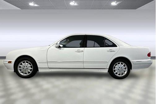 2000 Mercedes-Benz E-Class 4dr Sdn 3.2L