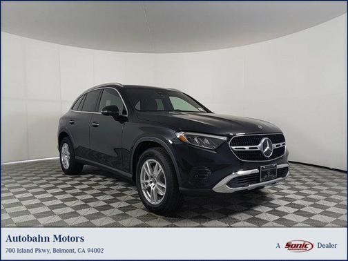 2025 Mercedes-Benz GLC 300 4MATIC