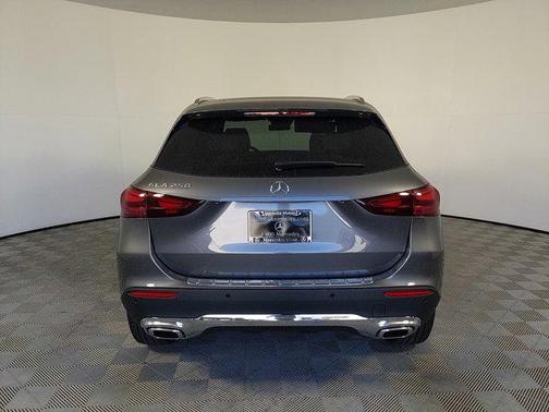 2025 Mercedes-Benz GLA 250 Base