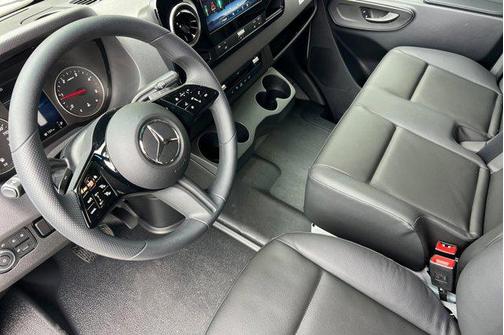 2025 Mercedes-Benz Sprinter 2500 High Roof