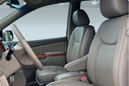 2006 Toyota Sienna XLE