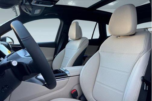 2026 Mercedes-Benz GLC 300 Base