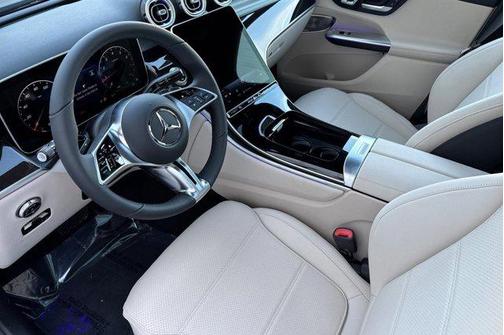 2026 Mercedes-Benz GLC 300 Base