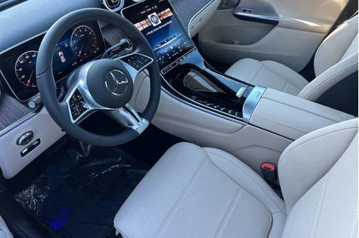 2026 Mercedes-Benz GLC 300 Base