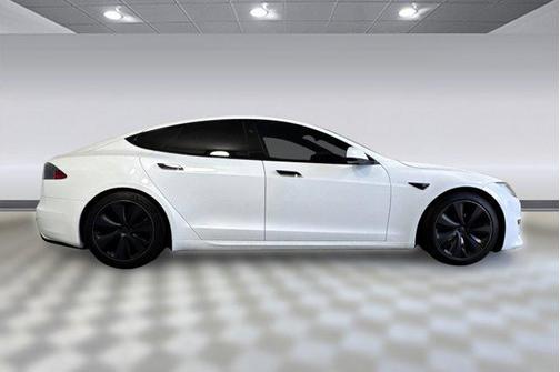 2022 Tesla Model S Dual Motor All-Wheel Drive