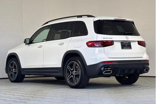 2023 Mercedes-Benz GLB 250 Base