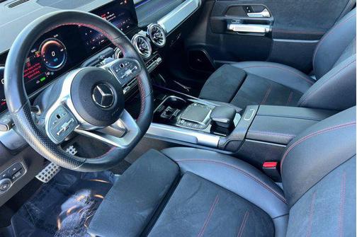 2023 Mercedes-Benz EQB 250 Base