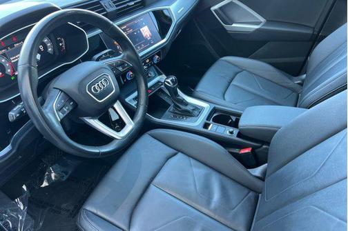 2022 Audi Q3 45 S line Premium