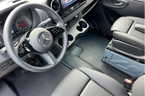 2026 Mercedes-Benz Sprinter 2500 Standard Roof