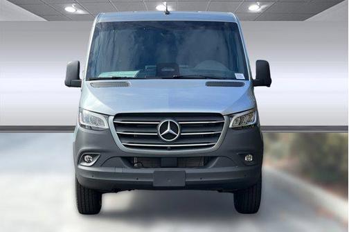 2026 Mercedes-Benz Sprinter 2500 Standard Roof