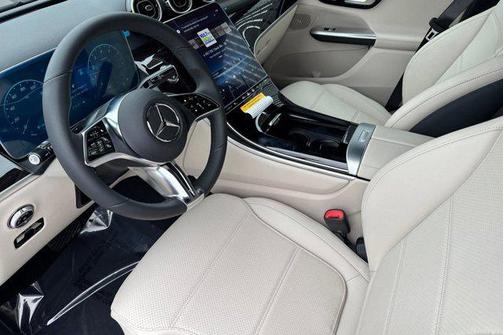 2026 Mercedes-Benz GLC 300 Base