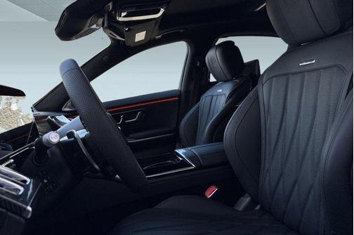 MANUFAKTUR Exclusive Cashmere White Magno 2026 Mercedes-Benz AMG S 63 E 4MATIC