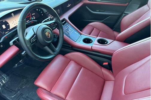 2024 Porsche Taycan 4S