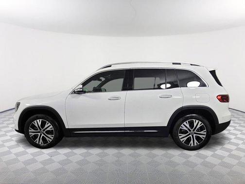 2025 Mercedes-Benz GLB 250 4MATIC