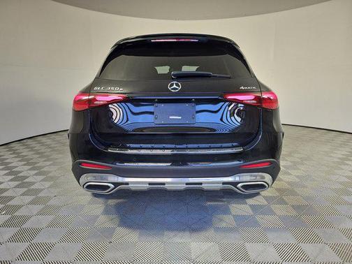 2025 Mercedes-Benz GLC 350e Base