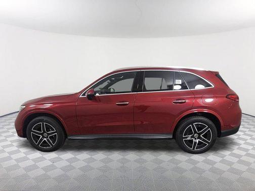 2025 Mercedes-Benz GLC 350e Base
