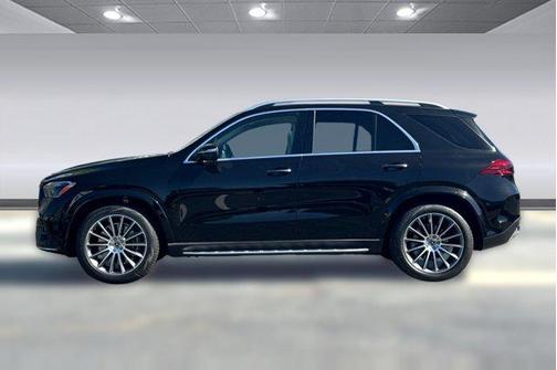 Obsidian Black Metallic 2026 Mercedes-Benz GLE 450 4MATIC