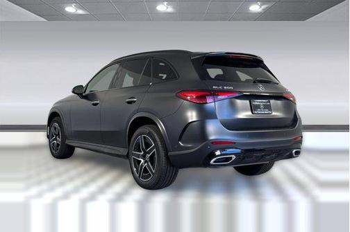MANUFAKTUR exclusive graphite grey magno 2026 Mercedes-Benz GLC 300 4MATIC