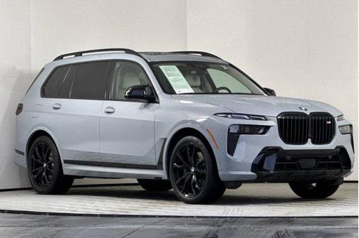 2024 BMW X7 M60i