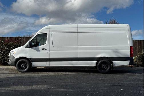2026 Mercedes-Benz Sprinter 2500 High Roof