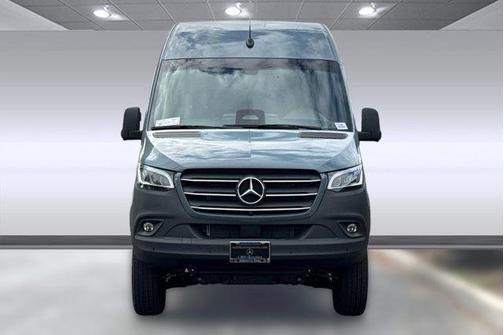 2026 Mercedes-Benz Sprinter 2500 Standard Roof