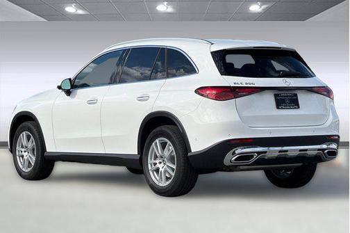 2026 Mercedes-Benz GLC 300 Base