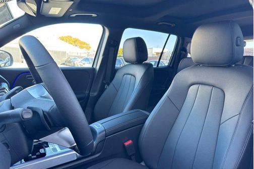 2026 Mercedes-Benz GLB 250 Base