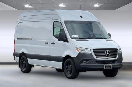 2025 Mercedes-Benz Sprinter 2500 Standard Roof