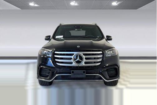 Obsidian Black Metallic 2026 Mercedes-Benz GLS 580 4MATIC